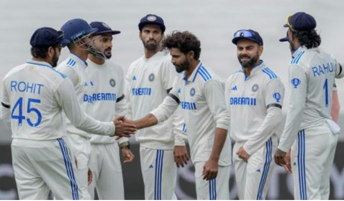 Indian Men’s And Women’s Cricket Teams Wear Black Armbands In Memory Of Manmohan Singh